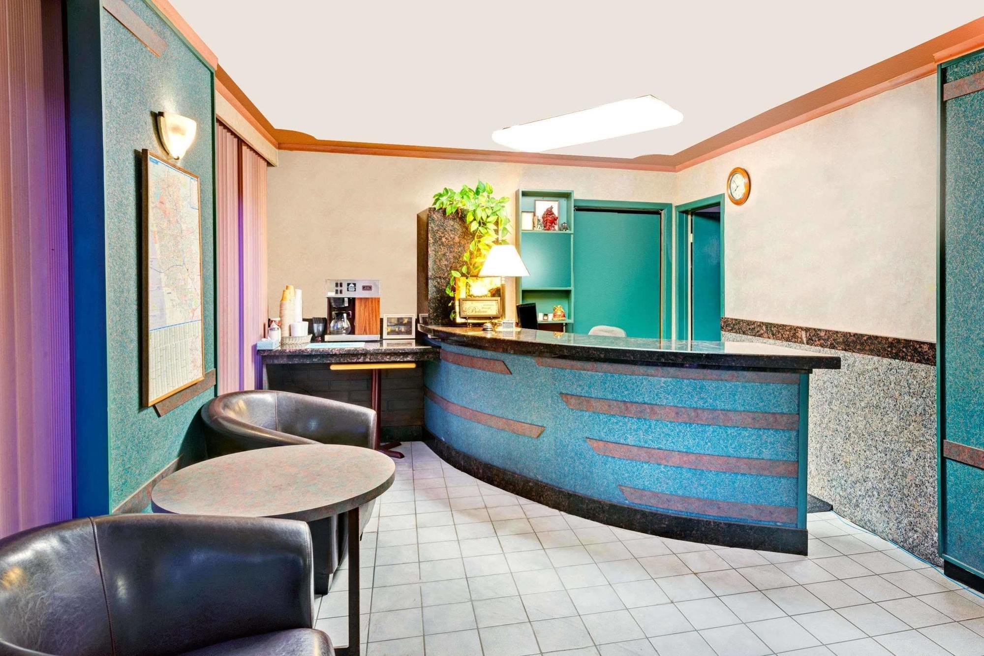 Weber Inn Kitchener Dış mekan fotoğraf